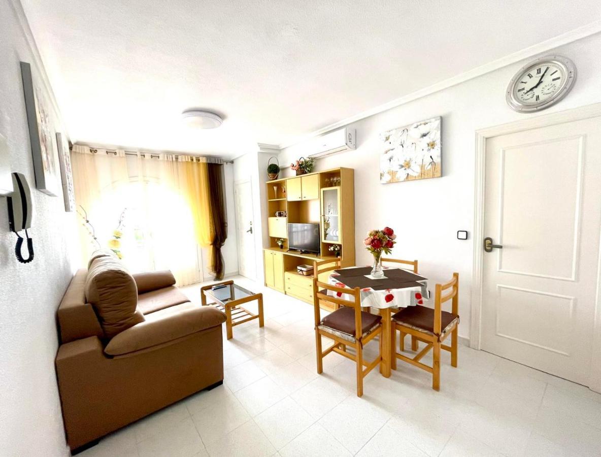 Captain Garcia Apartment Торрев'єха Екстер'єр фото