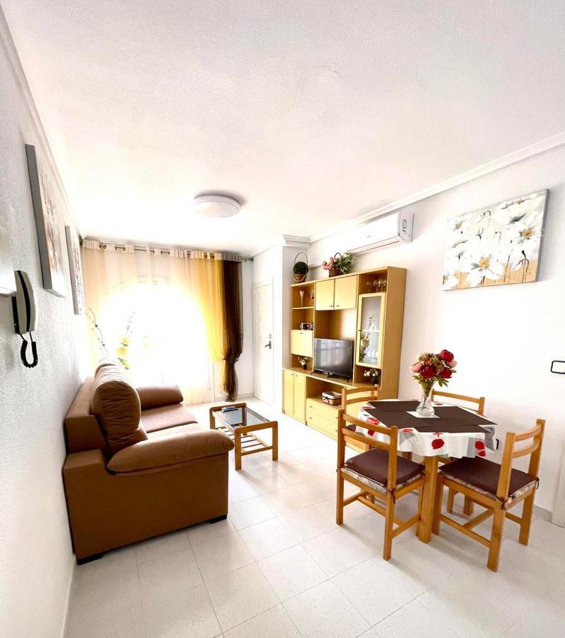 Captain Garcia Apartment Торрев'єха Екстер'єр фото
